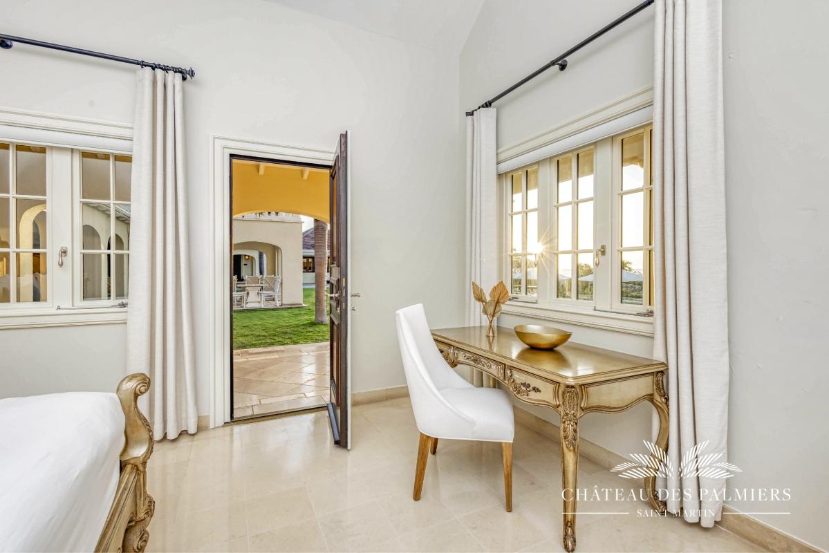 29.Location villa Chateau des Palmiers accés mer Terres Basses Saint Martin